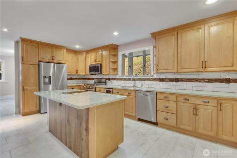 1622 SW 140th Street Burien WA 98166