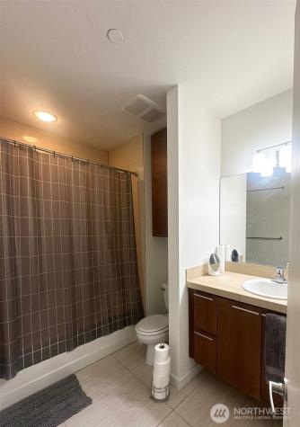 1214 N Northgate Way Seattle WA 98133