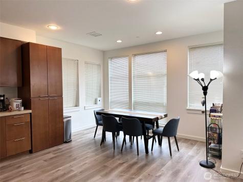 1214 N Northgate Way Seattle WA 98133