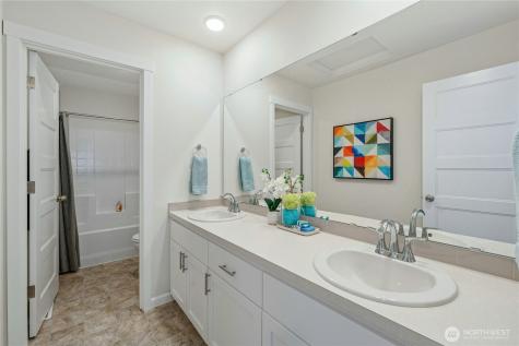 26811 30th Place S Kent WA 98032