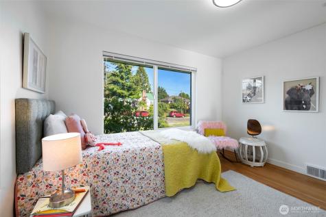 10617 39th Avenue SW Seattle WA 98146