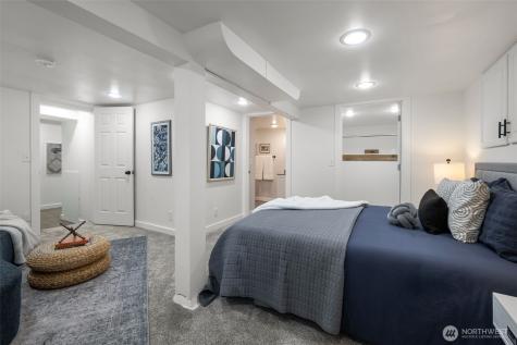 10617 39th Avenue SW Seattle WA 98146