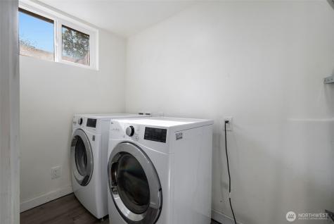 10617 39th Avenue SW Seattle WA 98146