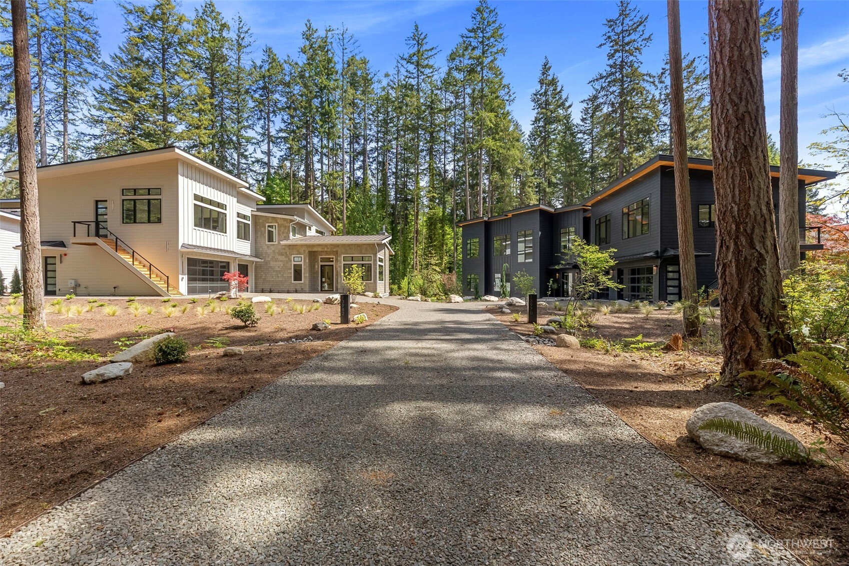 13982 Manzanita Road NE Bainbridge Island WA 98376