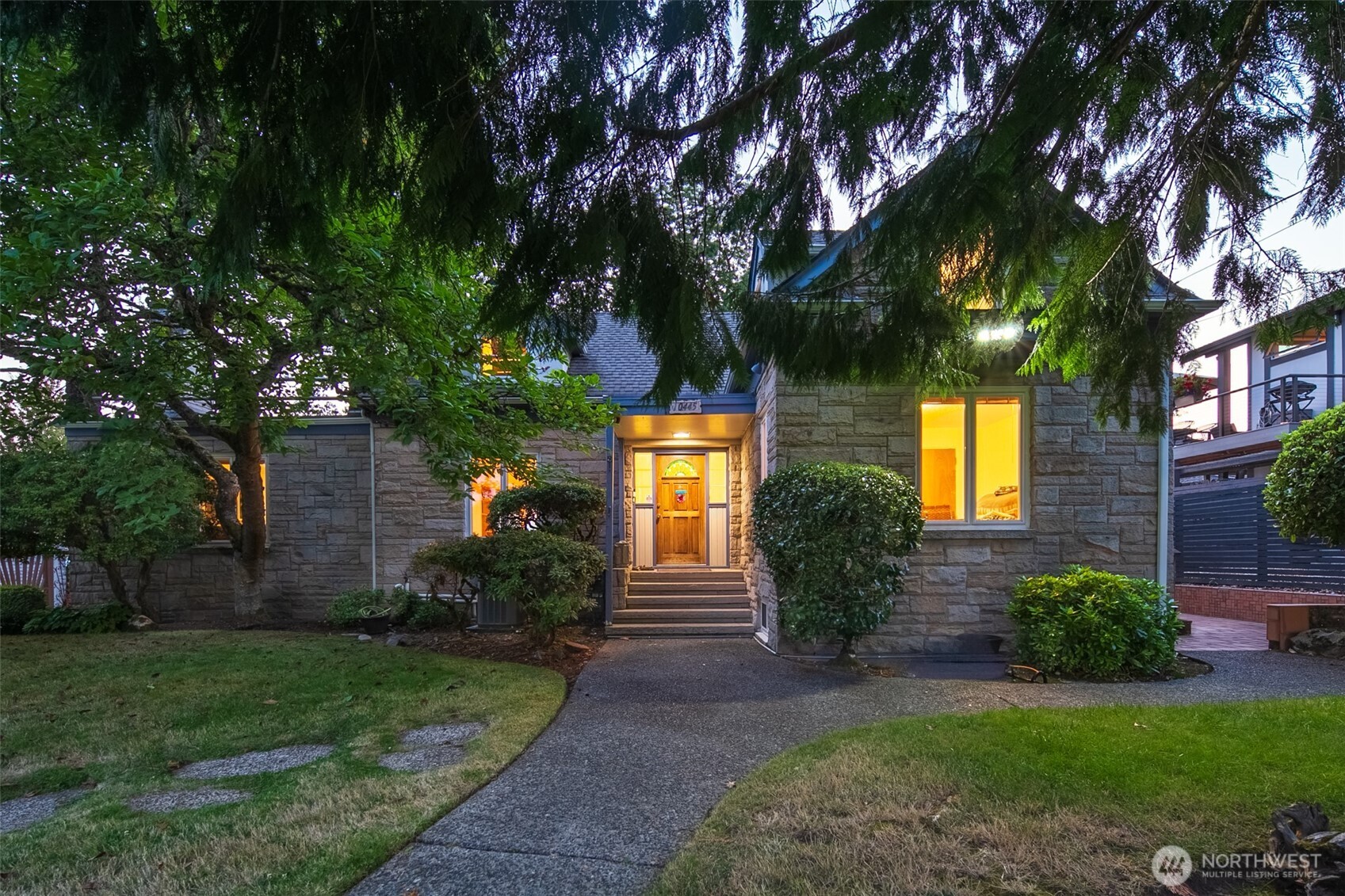 10445 Marine View Drive SW Seattle WA 98146