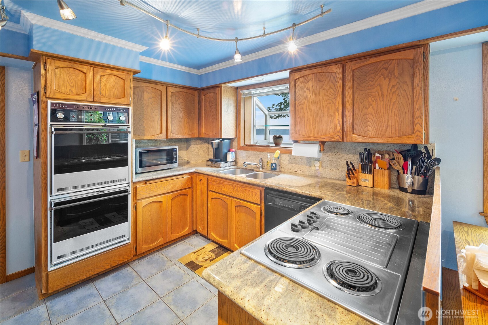 10445 Marine View Drive SW Seattle WA 98146