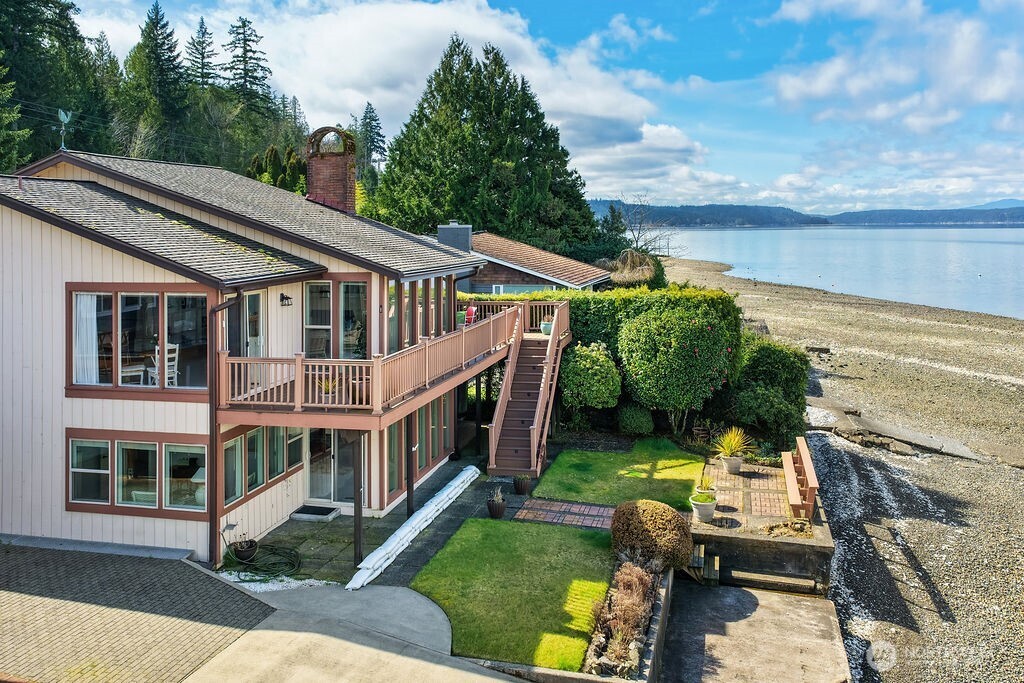 16901 E State Route 106 Belfair WA 98528