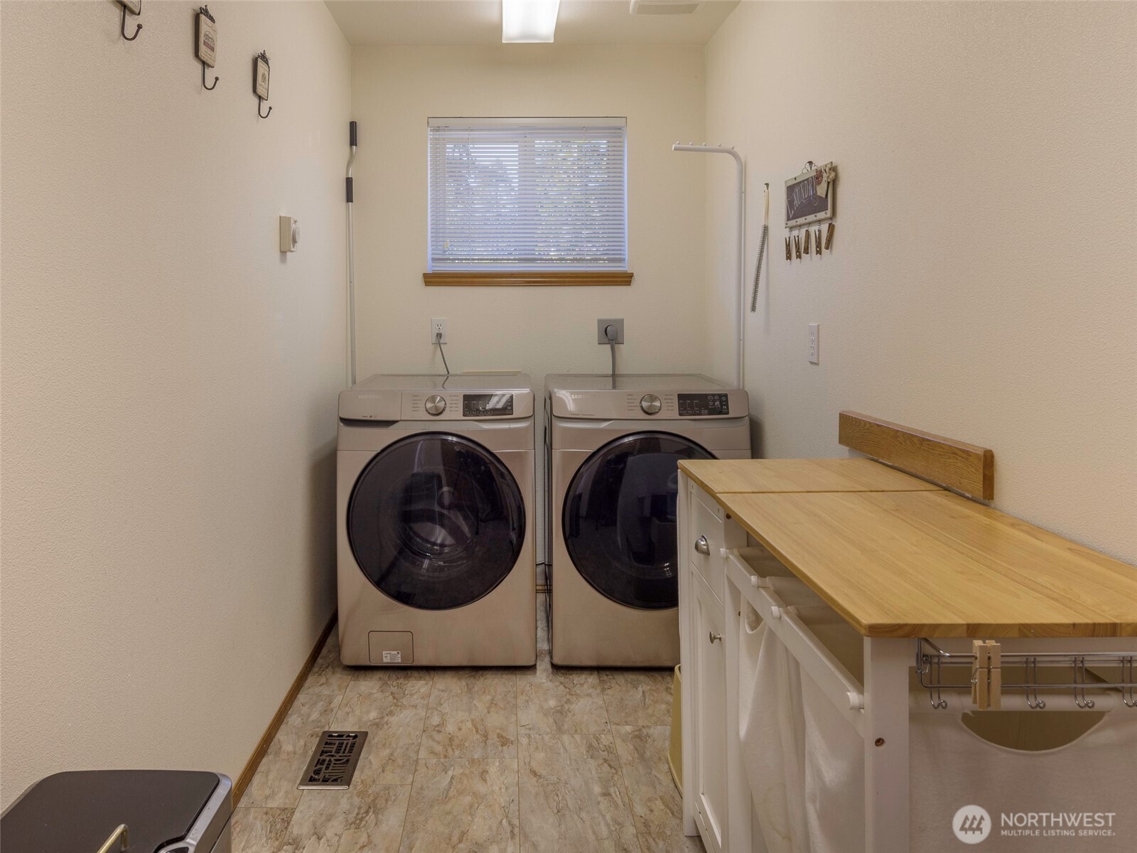 81 Seamount Drive Brinnon WA 98320