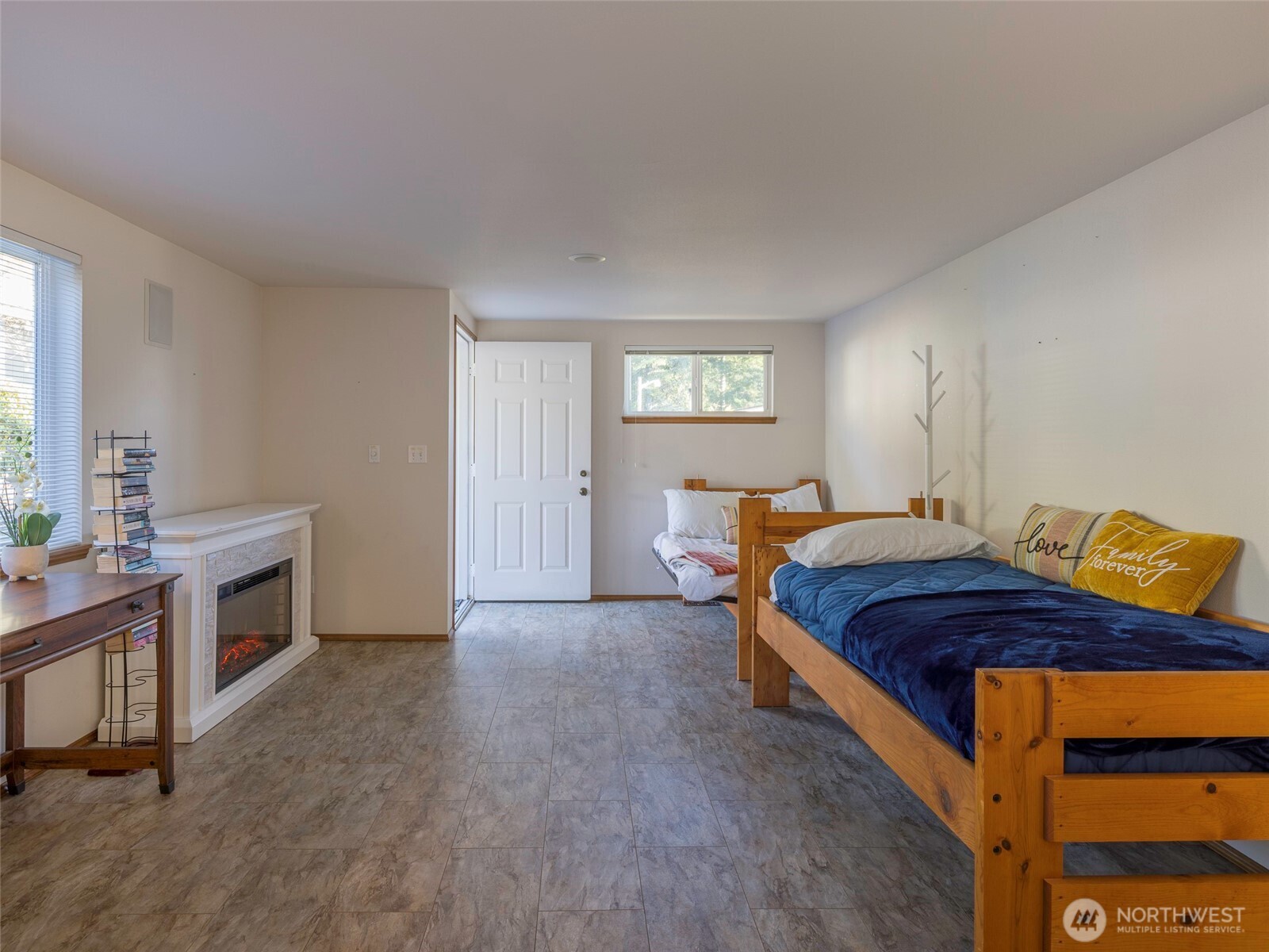 81 Seamount Drive Brinnon WA 98320