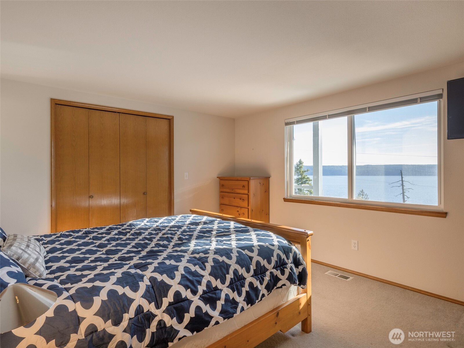 81 Seamount Drive Brinnon WA 98320