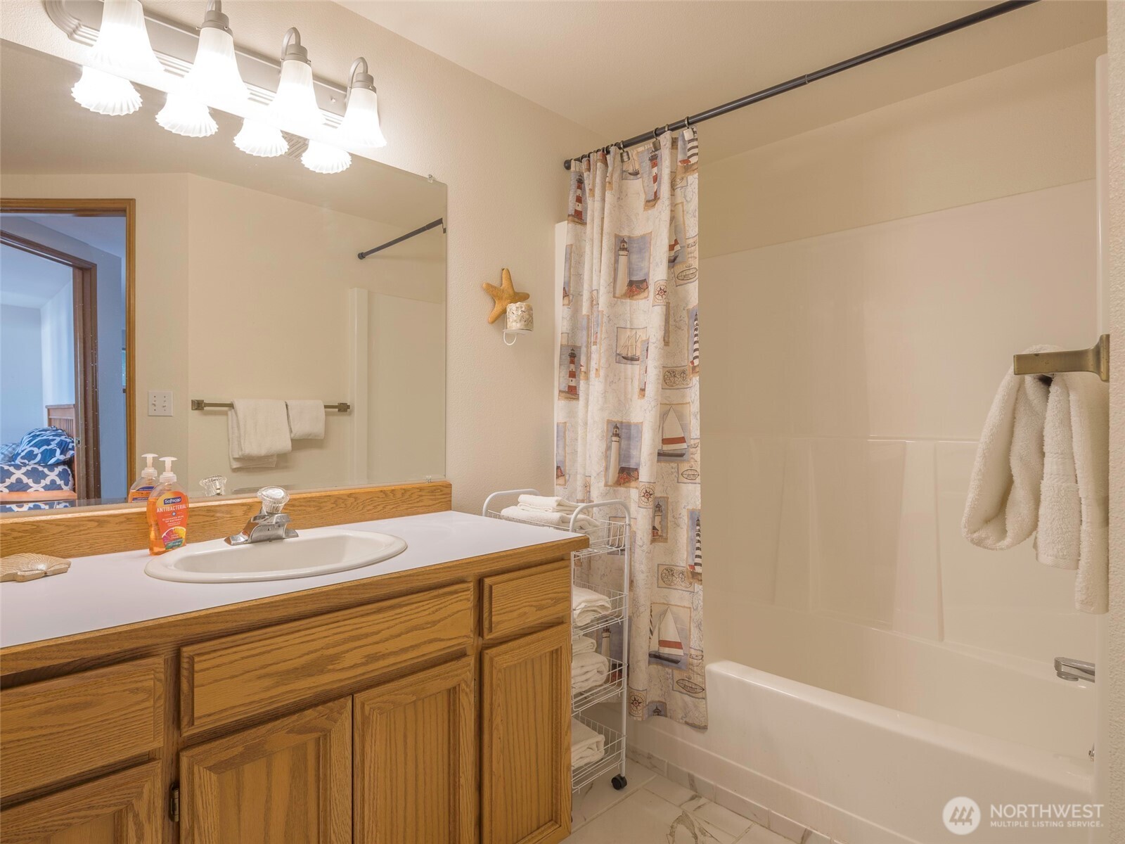 81 Seamount Drive Brinnon WA 98320
