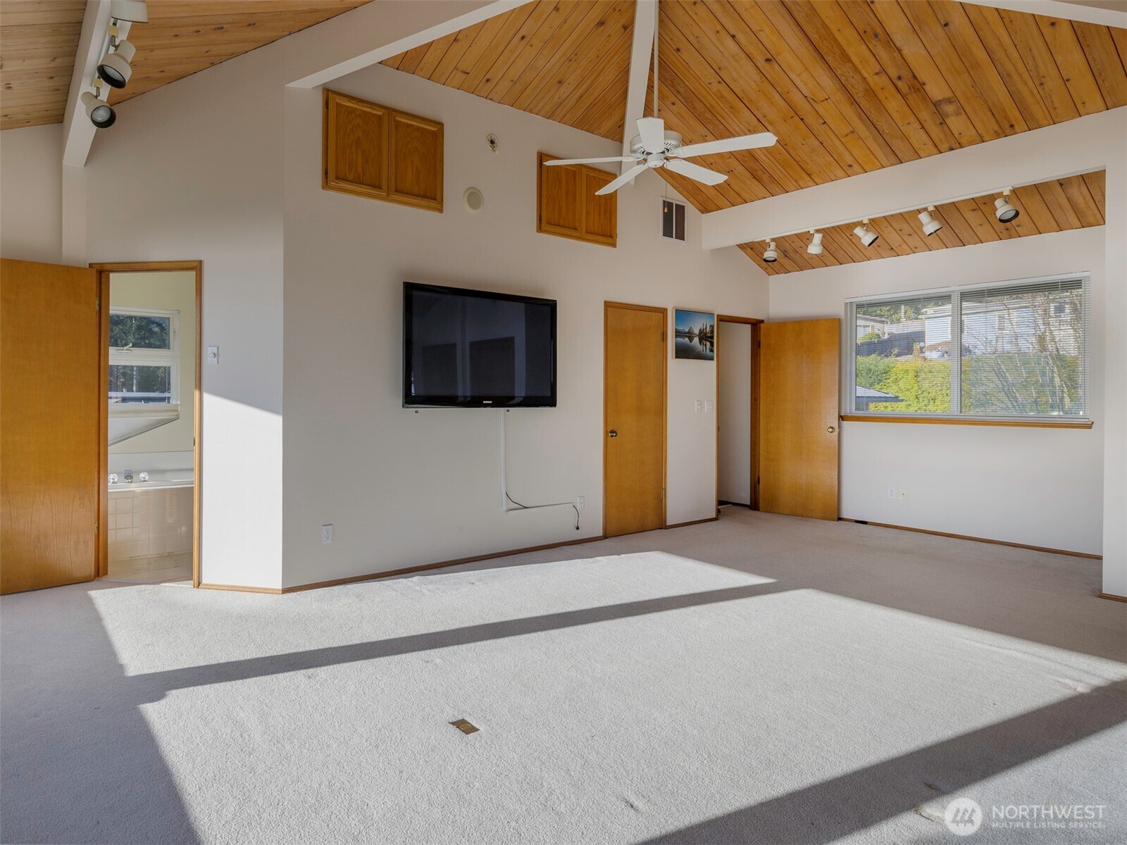81 Seamount Drive Brinnon WA 98320