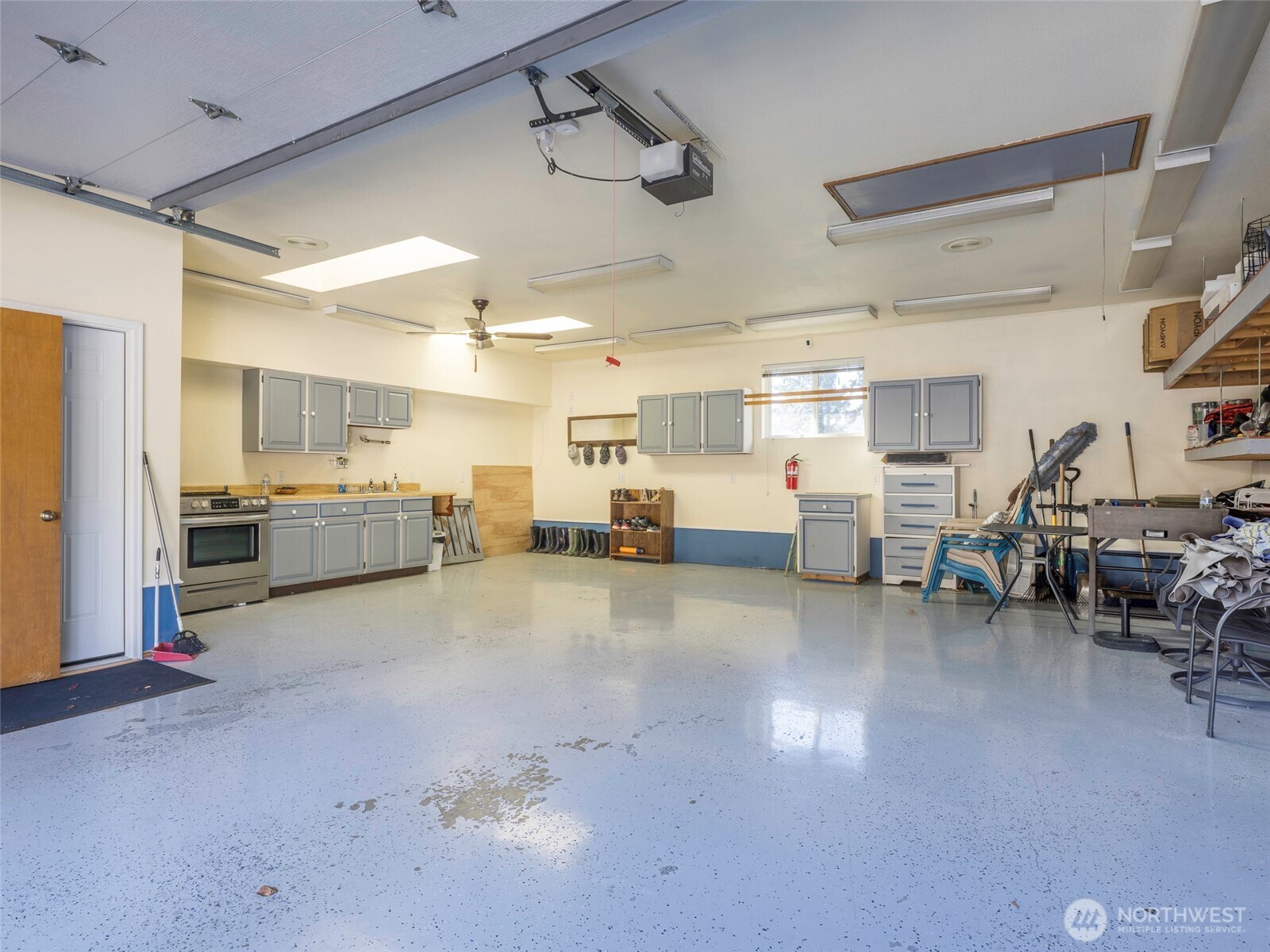 81 Seamount Drive Brinnon WA 98320