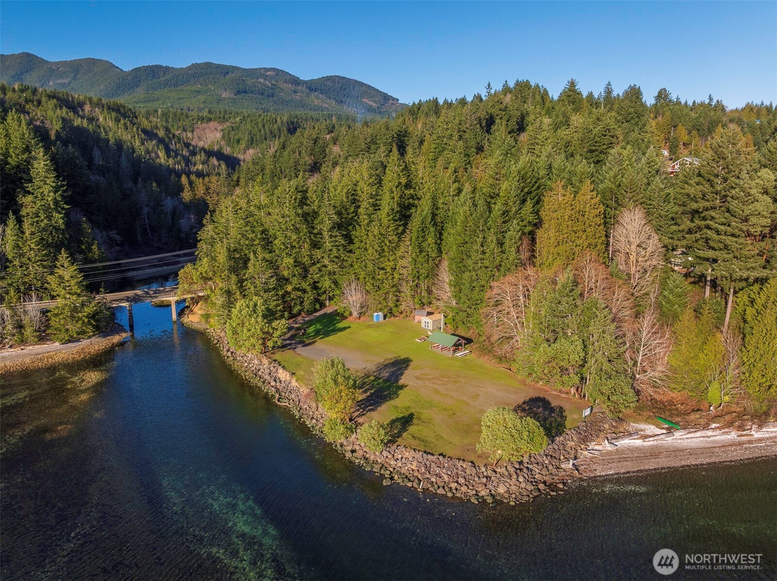 81 Seamount Drive Brinnon WA 98320