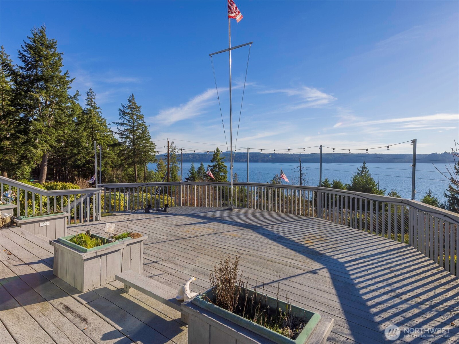 81 Seamount Drive Brinnon WA 98320