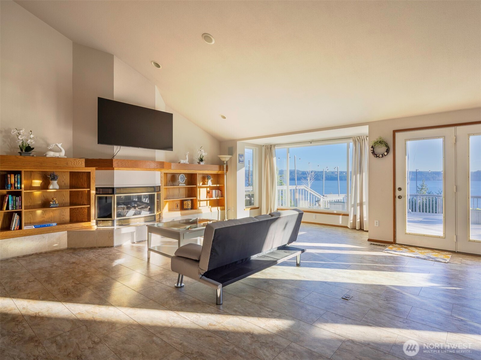 81 Seamount Drive Brinnon WA 98320