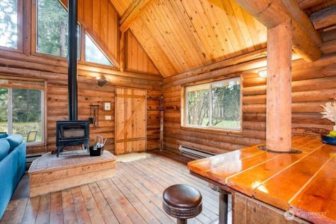 5 G Gedney Way Hat Island WA 98206