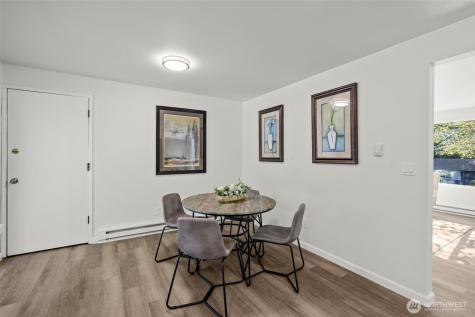 936 210th Avenue NE Sammamish WA 98074