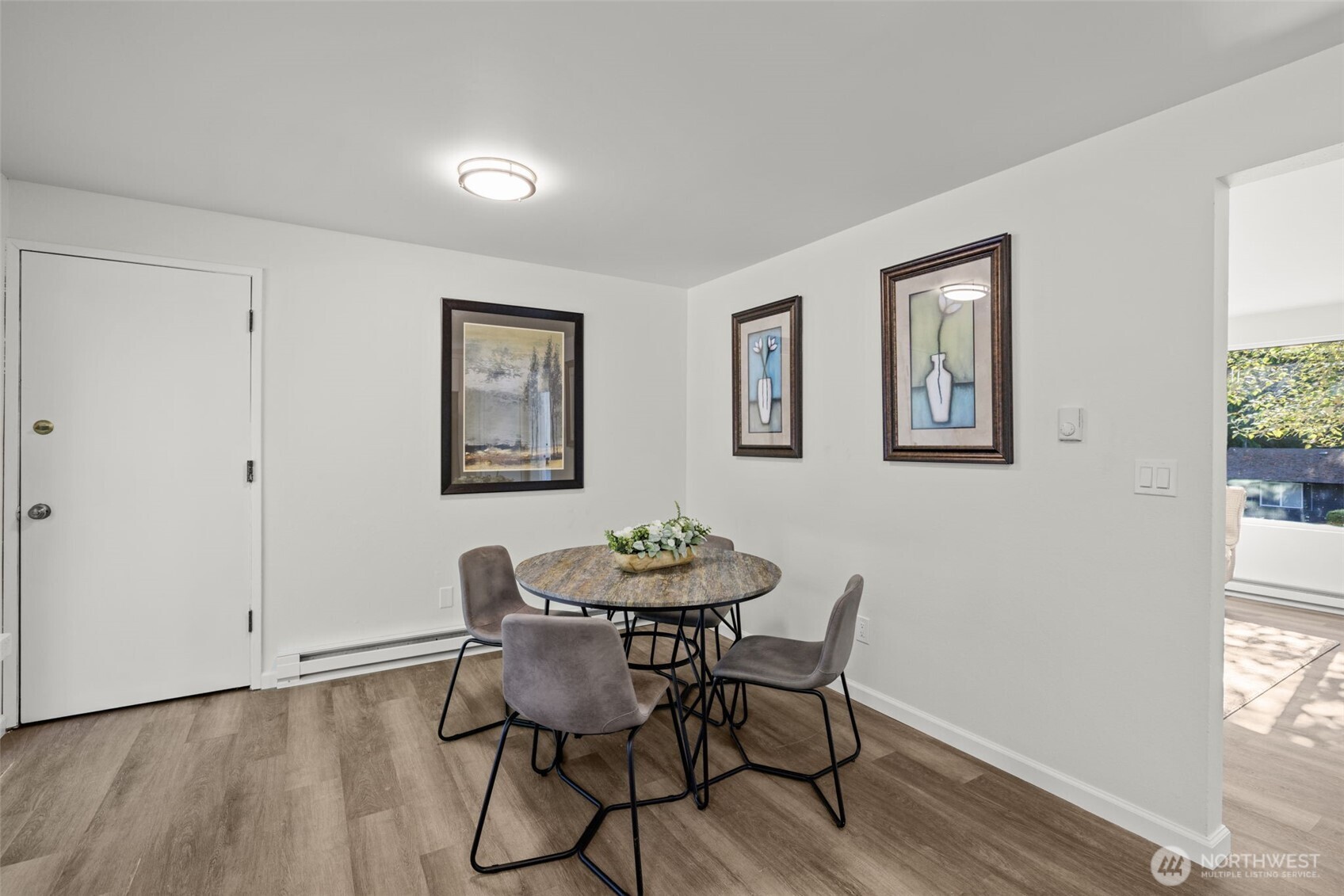 936 210th Avenue NE Sammamish WA 98074