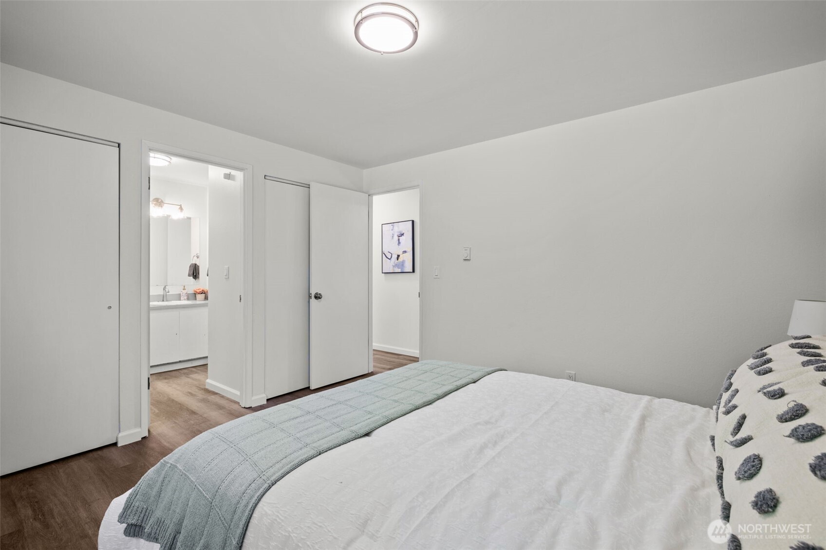 936 210th Avenue NE Sammamish WA 98074