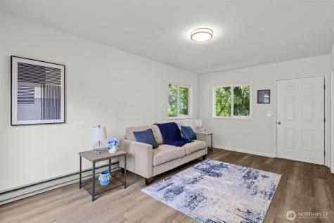 936 210th Avenue NE Sammamish WA 98074