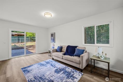 936 210th Avenue NE Sammamish WA 98074