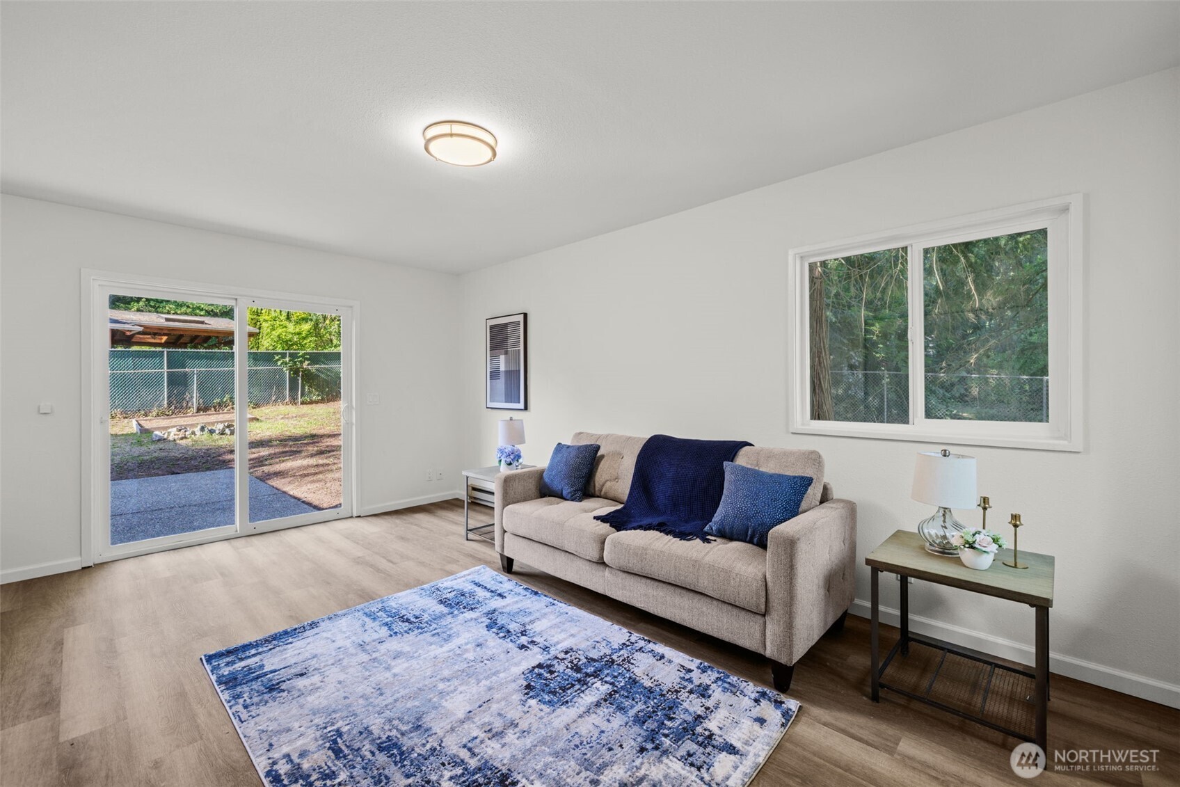 936 210th Avenue NE Sammamish WA 98074