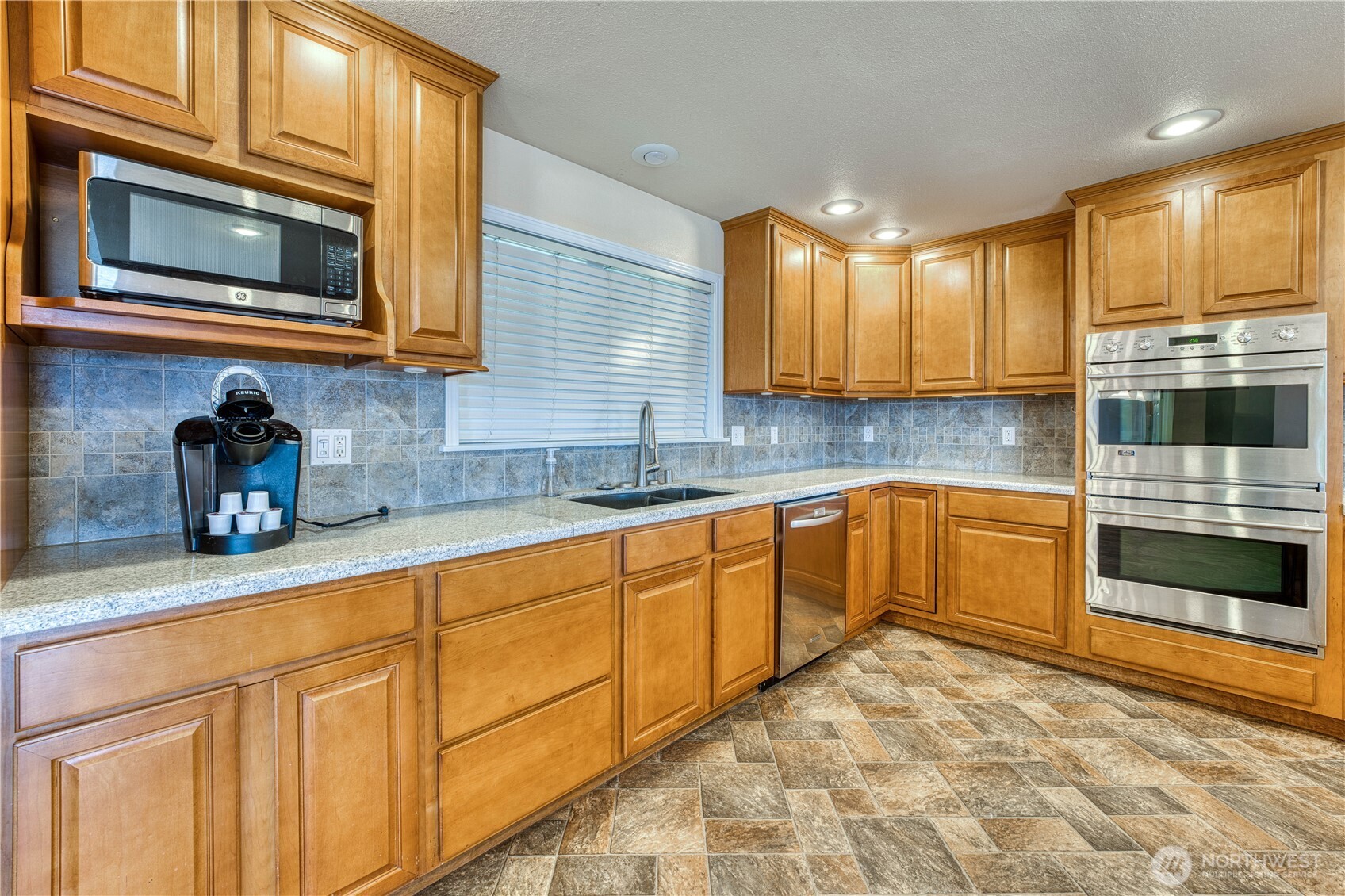 19656 Patriot Lane NW Poulsbo WA 98370