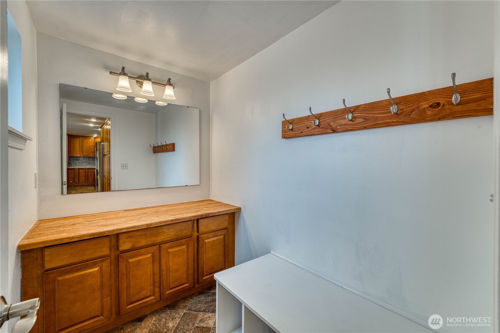 19656 Patriot Lane NW Poulsbo WA 98370