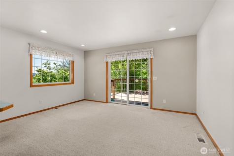 1620 Prospect Street Raymond WA 98577