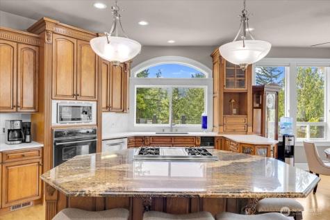 22410 Mcmurray Shore Drive Mount Vernon WA 98274