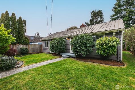 8437 Seward Park Avenue S Seattle WA 98118