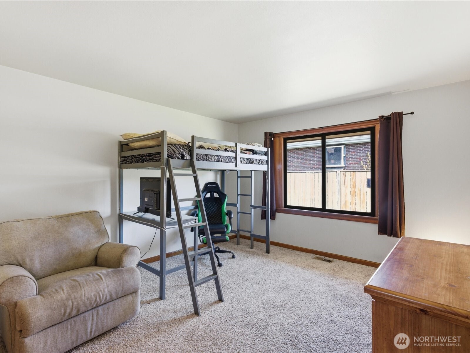 1417 Maple Street Sumner WA 98390