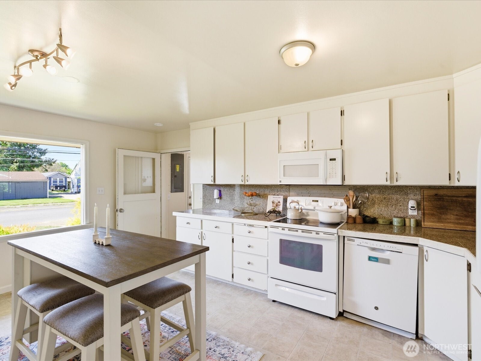 1417 Maple Street Sumner WA 98390