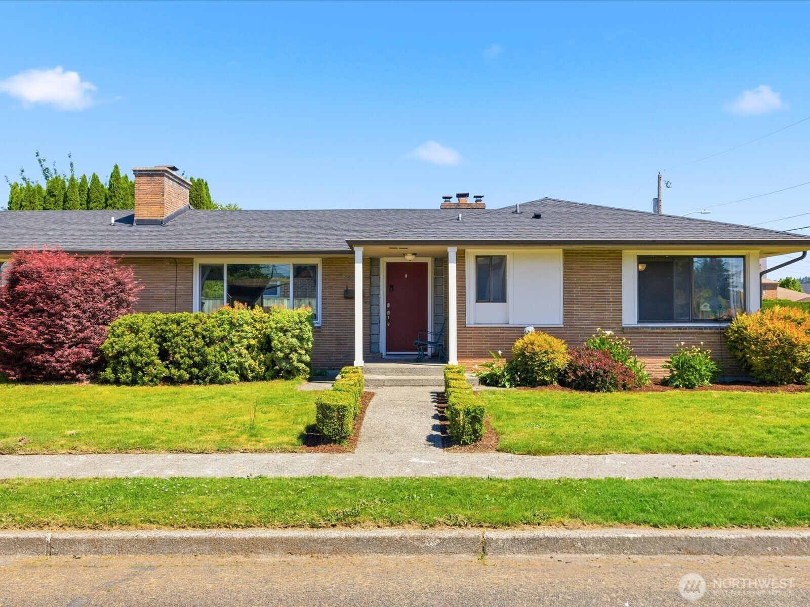 1417 Maple Street Sumner WA 98390