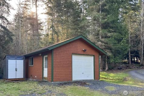 131 Robinson Road Port Angeles WA 98362