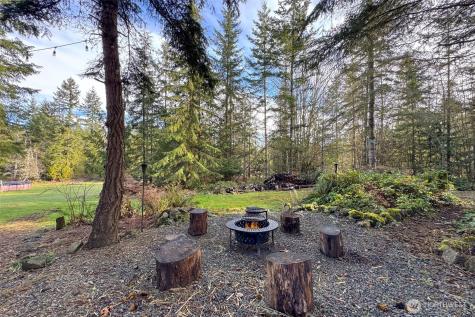 131 Robinson Road Port Angeles WA 98362