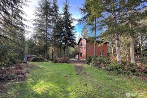 131 Robinson Road Port Angeles WA 98362