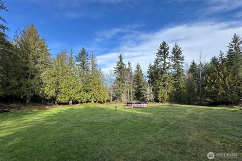 131 Robinson Road Port Angeles WA 98362
