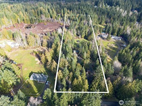 131 Robinson Road Port Angeles WA 98362