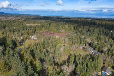 131 Robinson Road Port Angeles WA 98362
