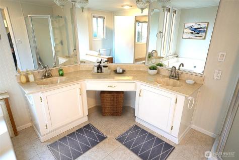 1121 244th Street SW Bothell WA 98021