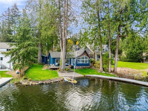 2712 222nd Avenue SE Sammamish WA 98075