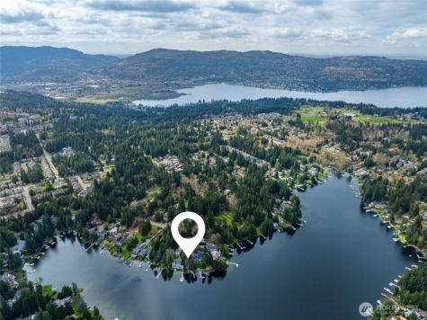 2712 222nd Avenue SE Sammamish WA 98075