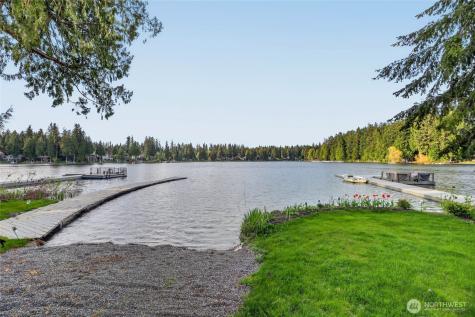 2712 222nd Avenue SE Sammamish WA 98075