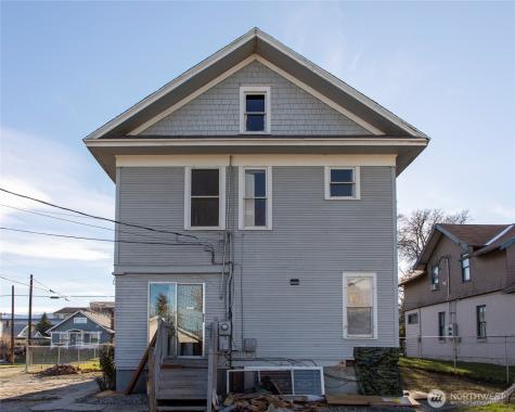 412 Palouse Street Wenatchee WA 98801