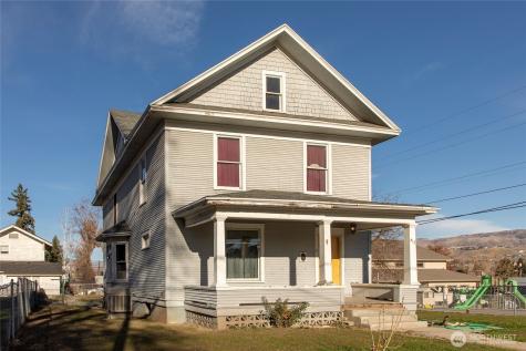 412 Palouse Street Wenatchee WA 98801