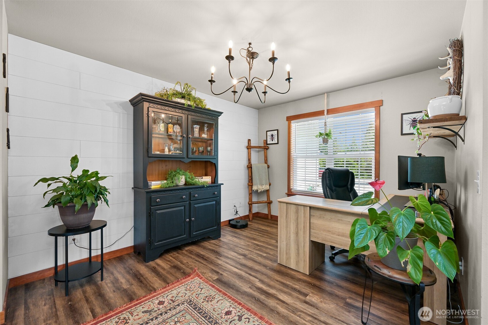 301 Christopher Lane Everson WA 98247