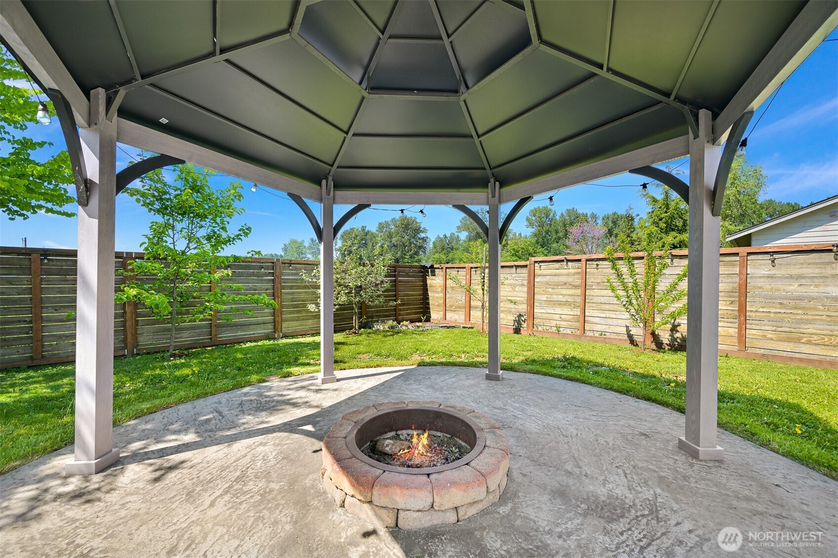 301 Christopher Lane Everson WA 98247