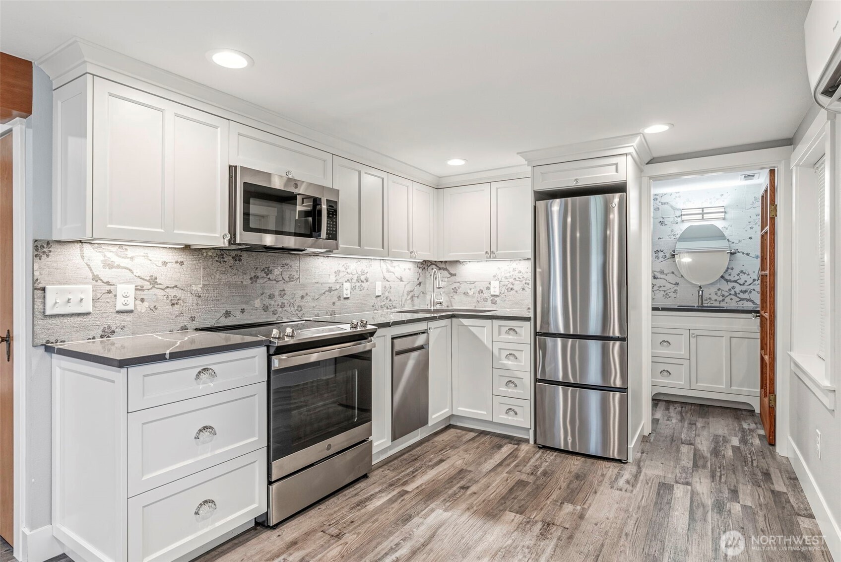 8203 Willow Grove Road Longview WA 98632